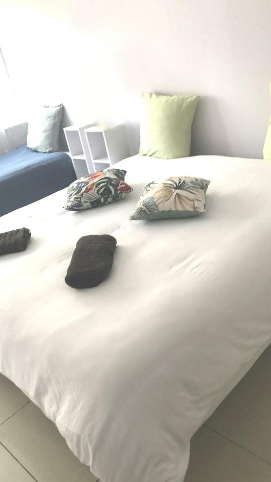 Sejour Perpignan Avec Petit-Dejeuner A La Demande Et Piscine A 20 Minutes De L'Espagne A Le Palace Climatise Buitenkant foto